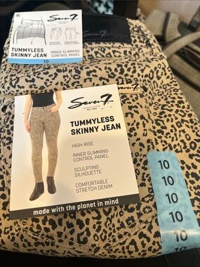 Seven7 High-Rise Tummyless Leopard Skinny Jean - Beige/Black
